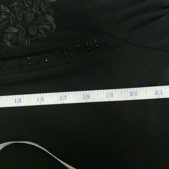 Belldini Womens Black Embellished Top Size XL - Picture 8 of 9